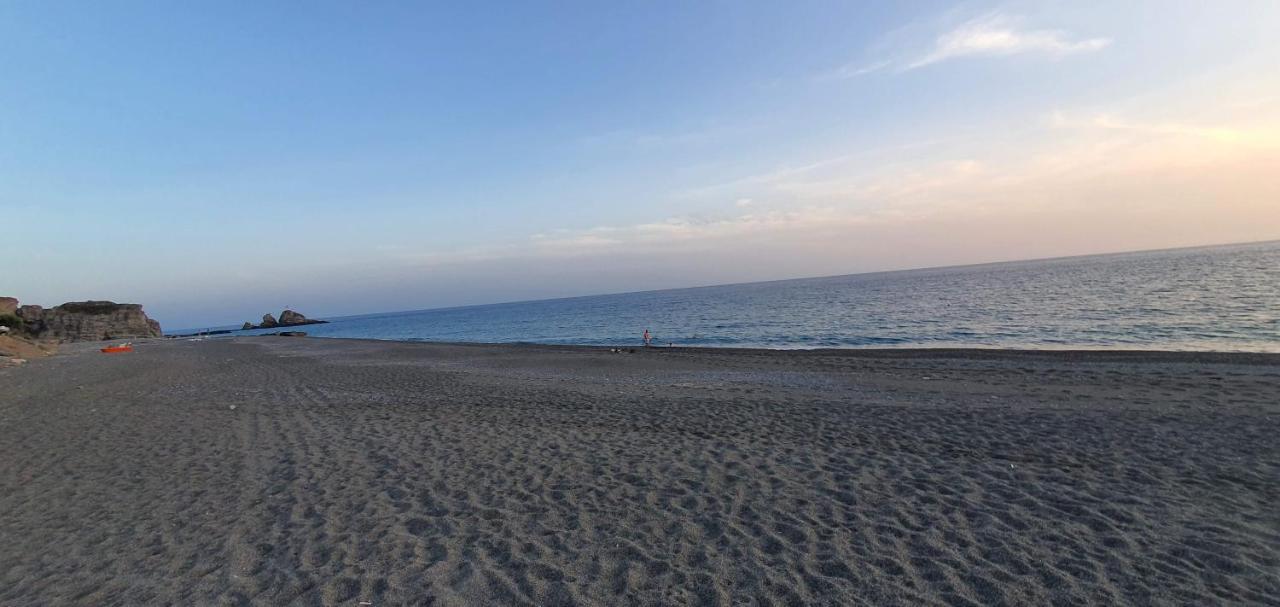 Psari Forada Eirini Apts On The Beach מראה חיצוני תמונה