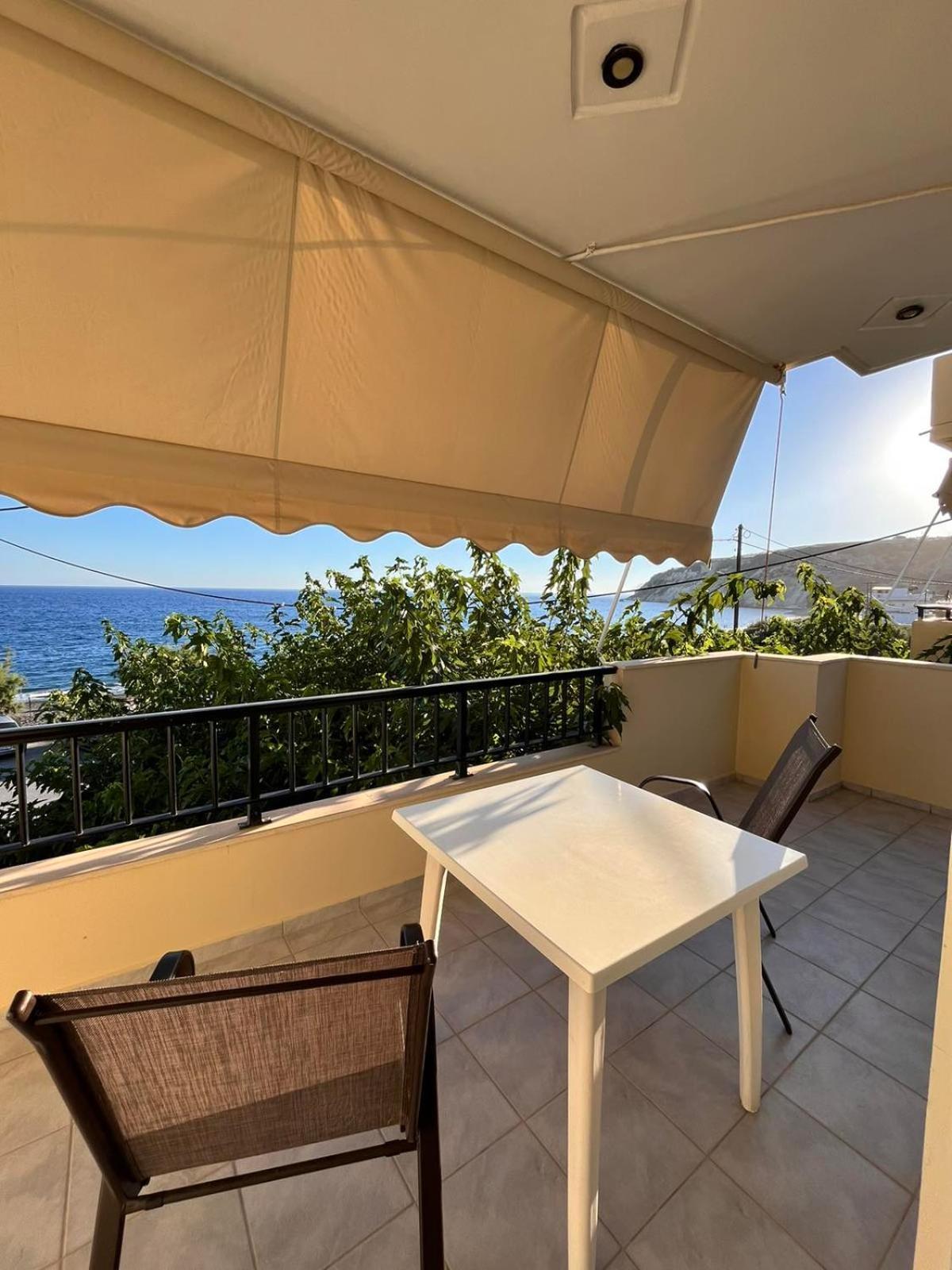 Psari Forada Eirini Apts On The Beach מראה חיצוני תמונה