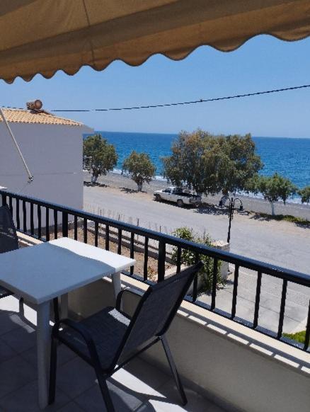 Psari Forada Eirini Apts On The Beach מראה חיצוני תמונה